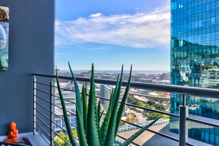 1 Bedroom Property for Sale in Cape Town City Centre Western Cape